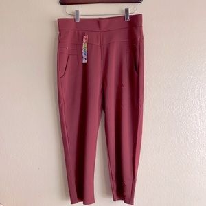 ✅🛍️ 4/$16 Shop New For you stretched short pants S-Med